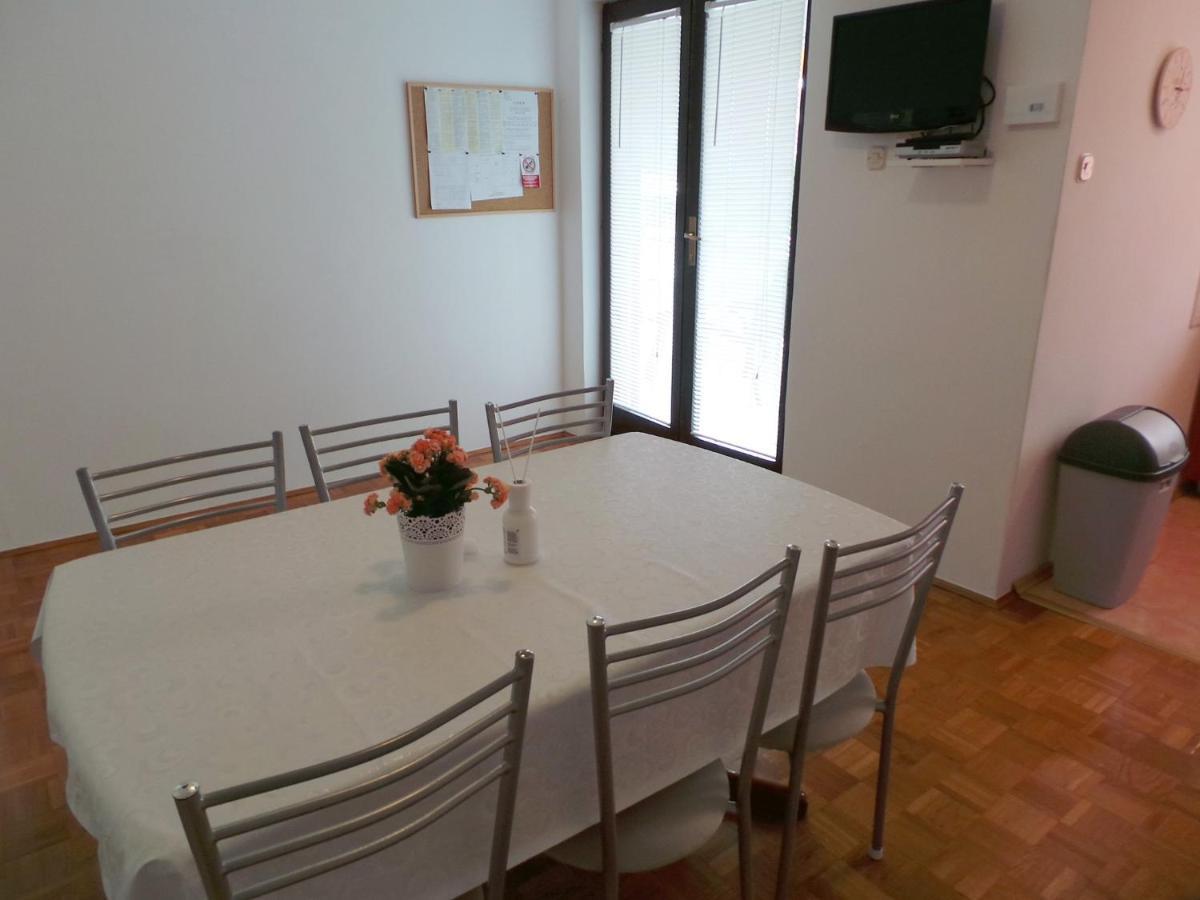 Schreng Apartments Malinska Ngoại thất bức ảnh