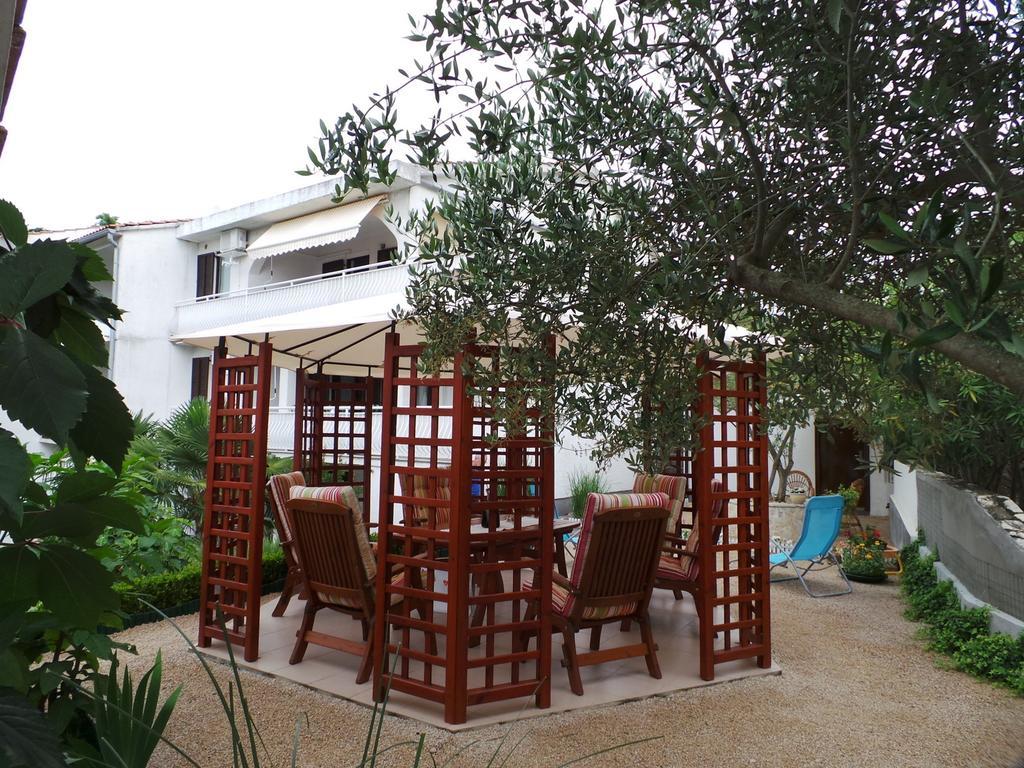 Schreng Apartments Malinska Ngoại thất bức ảnh