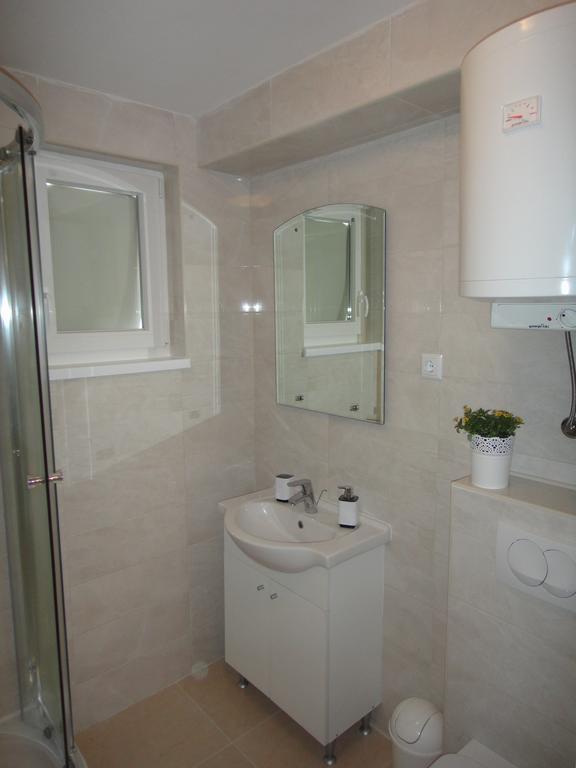 Schreng Apartments Malinska Ngoại thất bức ảnh