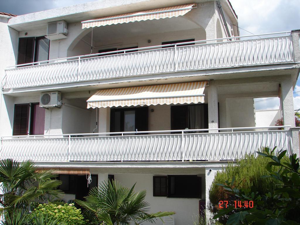 Schreng Apartments Malinska Ngoại thất bức ảnh