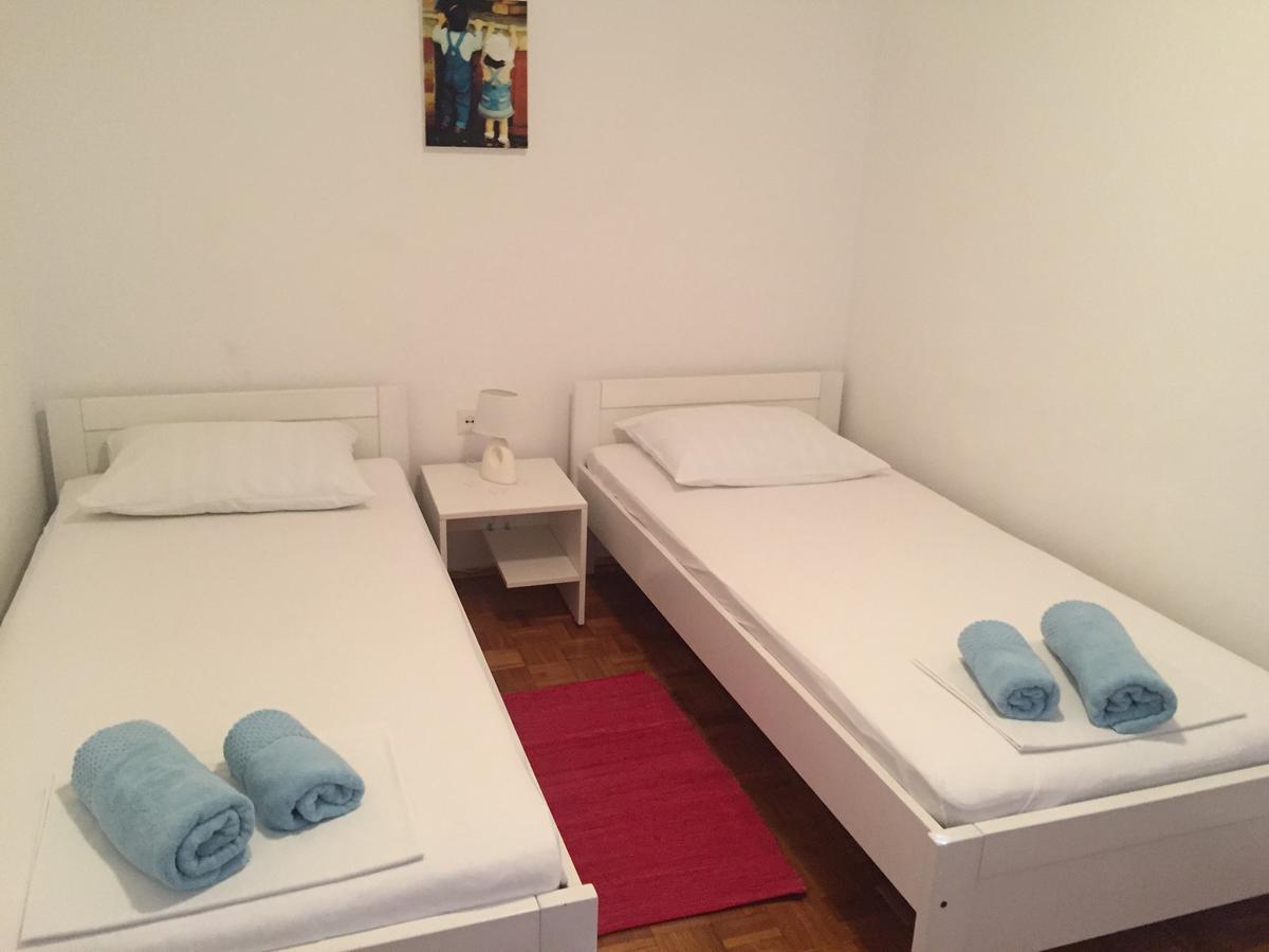 Schreng Apartments Malinska Ngoại thất bức ảnh